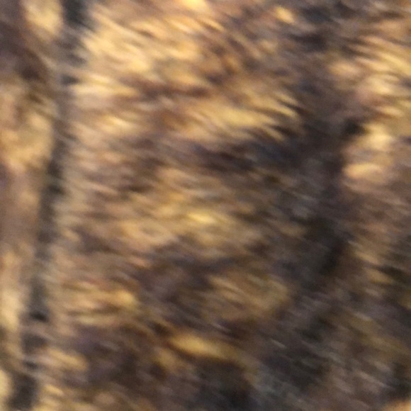 Faux fur and sweater vest, H & M, Size Small. - Picture 3 of 7